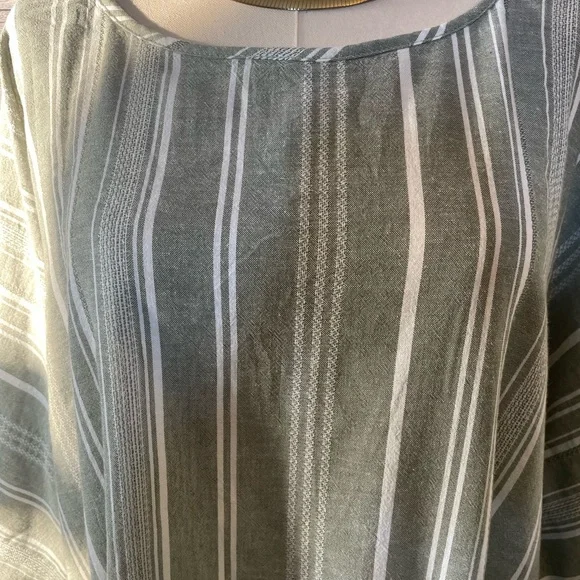 NWT Linen Blend Light Olive White Stripe Baggy Boho Front Tie Top - Picture 3 of 9